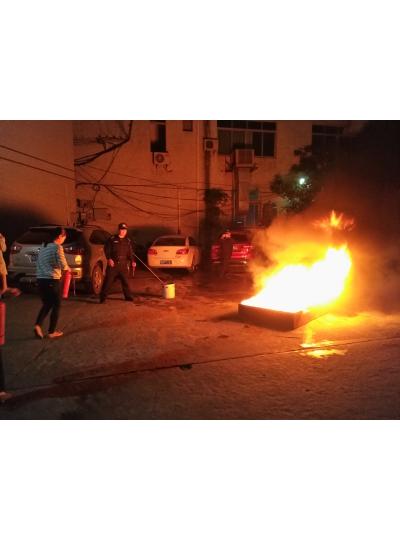 你經(jīng)歷過(guò)夜間的消防演習嗎？